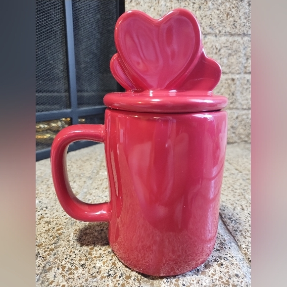 Rae Dunn Mug Love Wins With Heart Topper - Picture 3 of 15